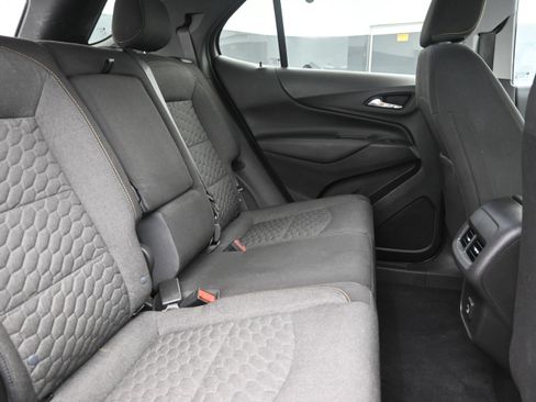 Used 2021 Chevrolet Equinox LT AWD/4WD image 25