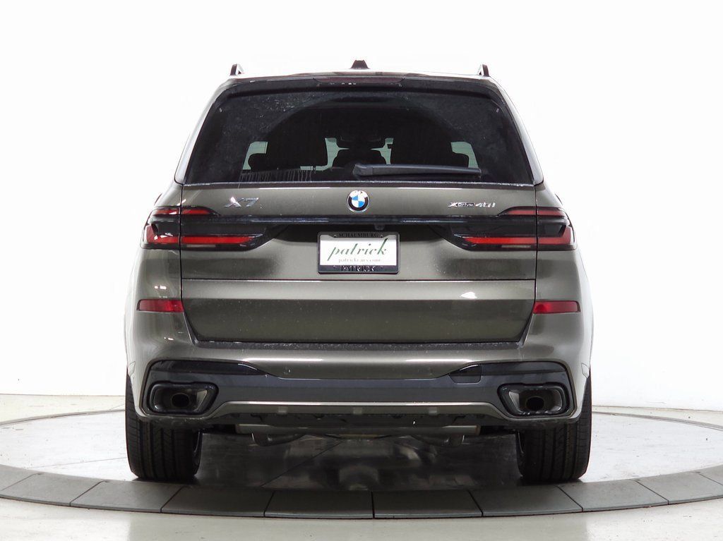 Used 2026 BMW X7 xDrive40i w/ M Sport Package AWD/4WD image 6