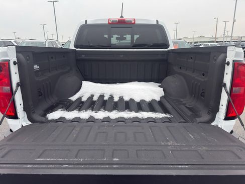 Used 2020 Chevrolet Colorado LT w/ Luxury Package image 8