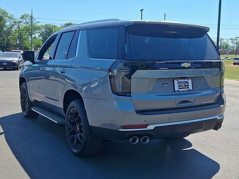 New 2026 Chevrolet Tahoe Premier w/ Sun And Tow Package AWD/4WD image 9