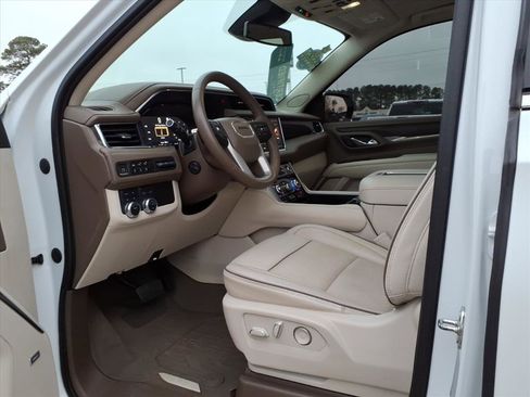 Certified 2023 GMC Yukon Denali image 20