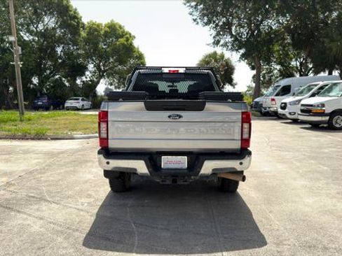Used 2022 Ford F250 XLT w/ XLT Value Package AWD/4WD image 7