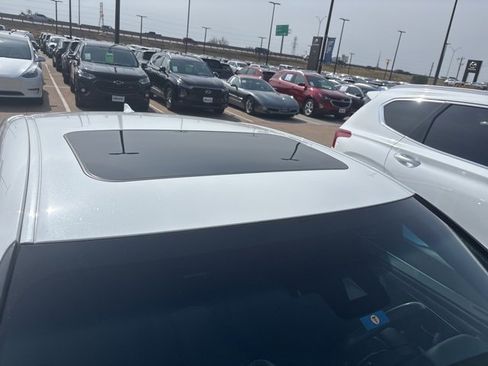 Used 2022 Lexus ES 300h F Sport w/ Accessory Package 2 image 12