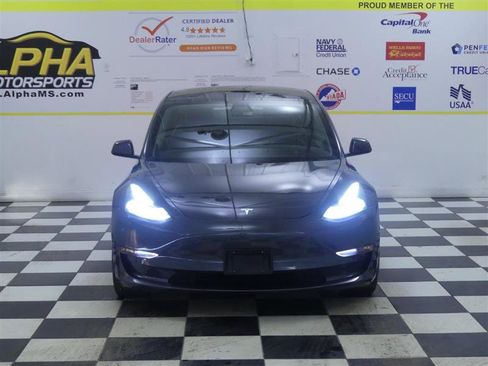 Used 2021 Tesla Model 3 Long Range image 3