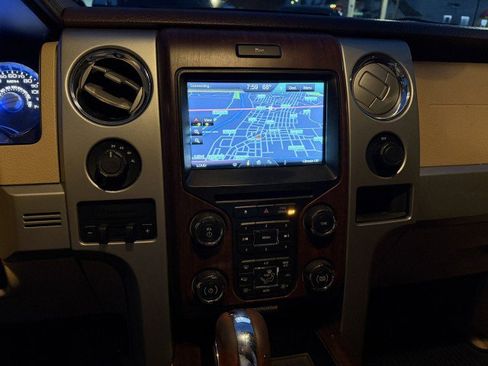 Used 2013 Ford F150 King Ranch w/ King Ranch Chrome Pkg image 19