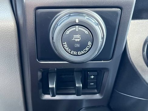Used 2020 Ford F150 XLT w/ Equipment Group 302A Luxury AWD/4WD image 28