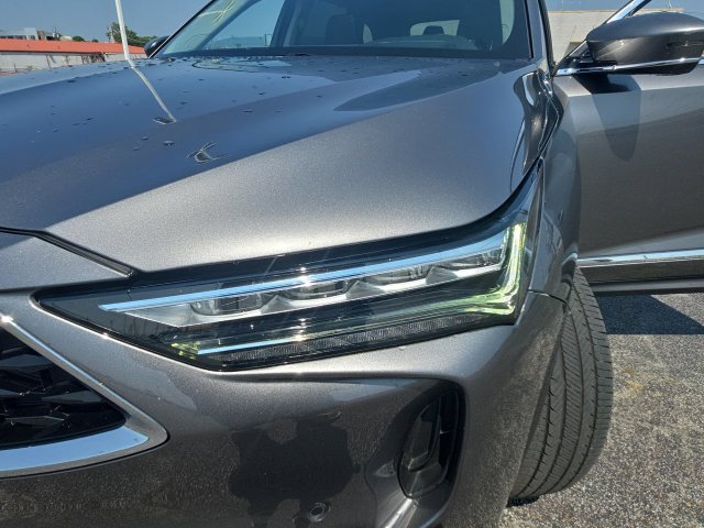 Certified 2024 Acura MDX w/ Technology Package FWD image 28