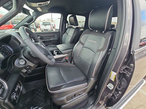 Used 2025 RAM 2500 Laramie image 15