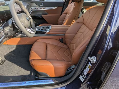 New 2026 BMW 740i xDrive AWD/4WD image 16