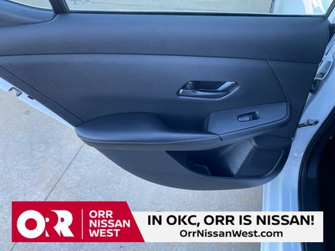 Used 2024 Nissan Sentra SV image 15