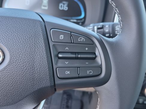 New 2026 Hyundai Venue SEL FWD image 29