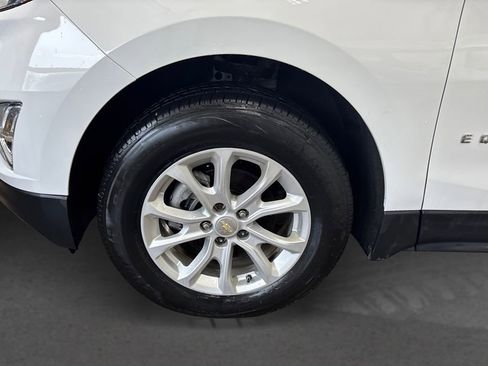 Used 2021 Chevrolet Equinox LT image 12
