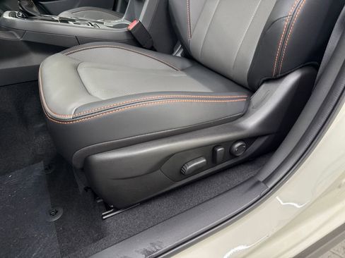 New 2026 Subaru Crosstrek 2.5i Limited w/ Crosstrek Mirror Package image 12