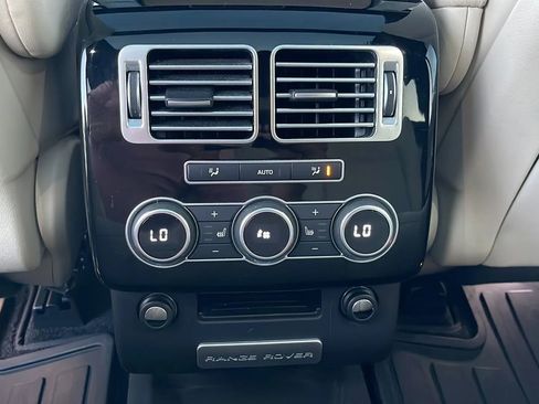 Used 2016 Land Rover Range Rover HSE image 31