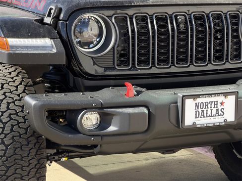 New 2025 Jeep Wrangler Unlimited Rubicon image 7