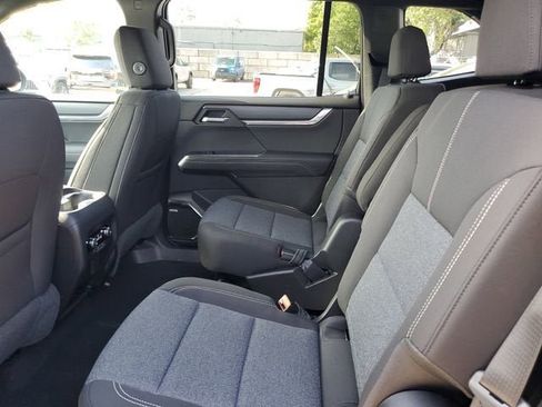 New 2026 GMC Acadia Elevation FWD image 11