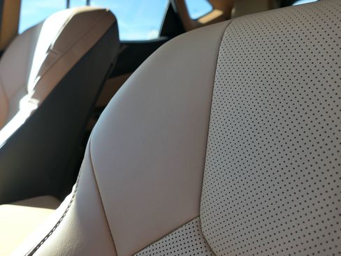 Used 2024 Lexus NX 350 AWD w/ Vision Package image 13