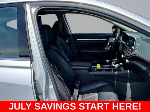 Used 2023 Nissan Altima 2.5 SR FWD image 33