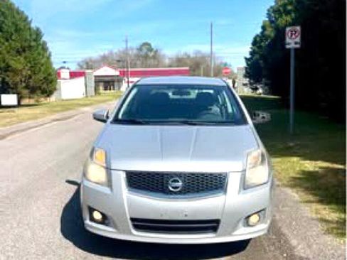 Used 2012 Nissan Sentra 2.0 SR image 4