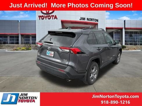Used 2024 Toyota RAV4 XLE image 6