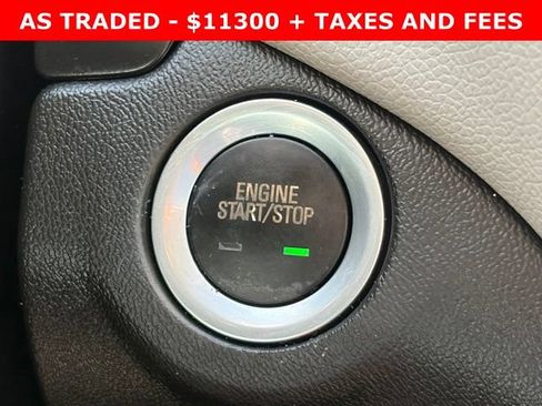 Used 2018 Chevrolet Equinox LS FWD image 25