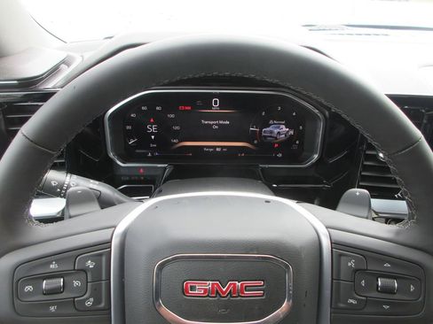 New 2026 GMC Sierra 1500 Elevation w/ Elevation Premium Package AWD/4WD image 21