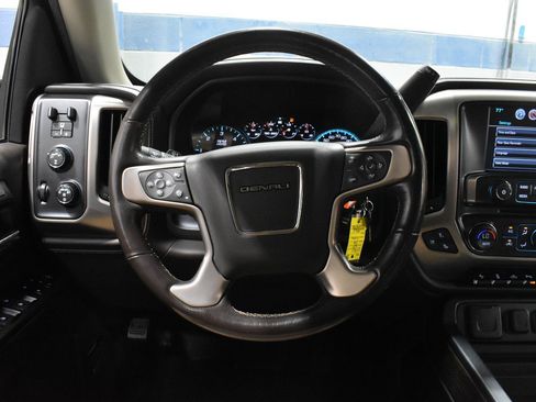Used 2018 GMC Sierra 1500 Denali w/ Denali Ultimate Package AWD/4WD image 9