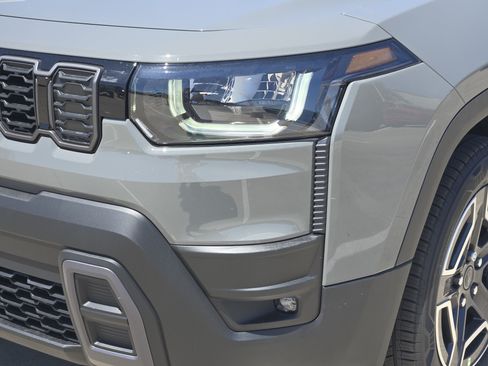 New 2026 Jeep Cherokee Laredo AWD/4WD image 6