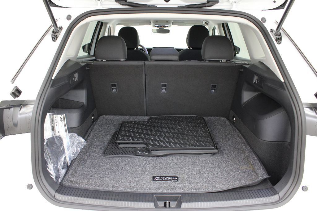 Certified 2026 Volkswagen Tiguan S FWD image 27
