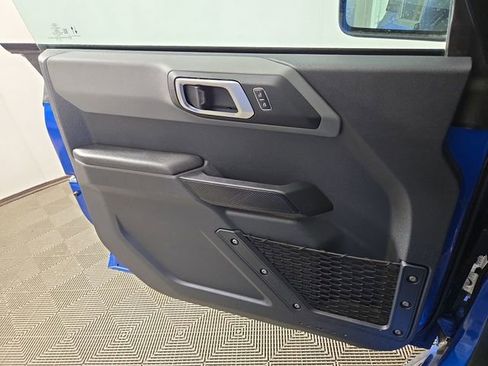 Used 2024 Ford Bronco Big Bend image 30