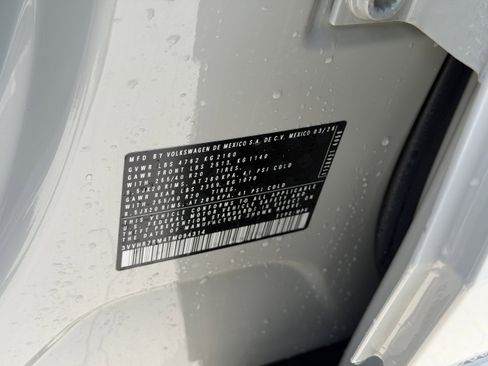 New 2026 Volkswagen Tiguan SE R-Line FWD image 30