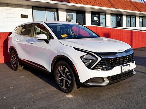 Certified 2023 Kia Sportage EX image 1