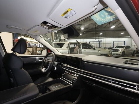Used 2026 Hyundai Santa Fe SEL FWD image 28