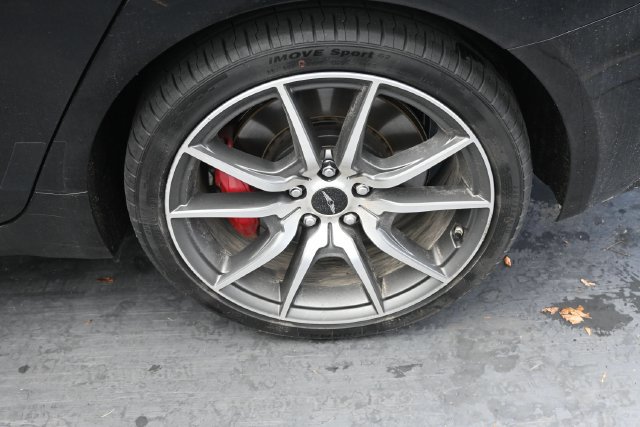 Used 2025 Genesis G70 2.5T AWD/4WD image 12