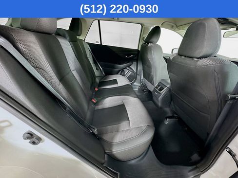 Used 2025 Subaru Outback Premium image 32