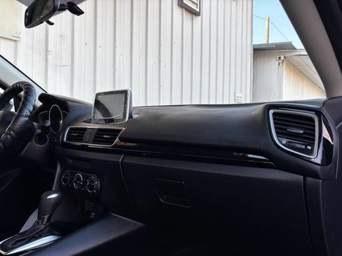 Used 2016 MAZDA MAZDA3 i Sport w/ Preferred Equipment Package image 48