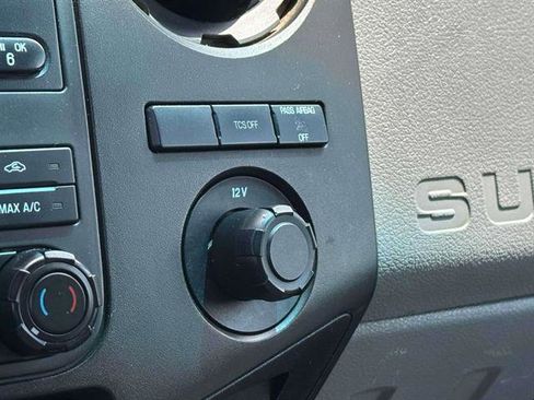 Used 2014 Ford F550 4x4 Regular Cab Super Duty image 19