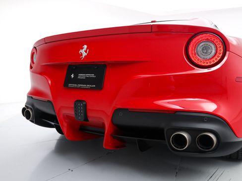 Certified 2014 Ferrari F12 Berlinetta RWD image 17
