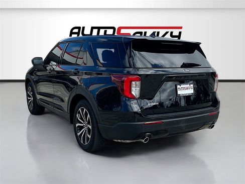 Used 2022 Ford Explorer ST-Line image 5