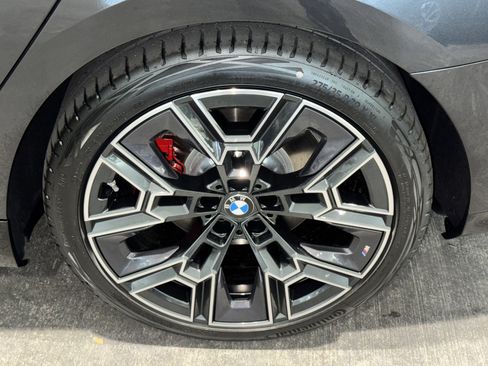 New 2026 BMW i5 eDrive40 w/ M Sport Package RWD image 25