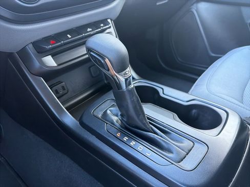 Used 2022 Chevrolet Colorado W/T w/ WT Convenience Package image 19