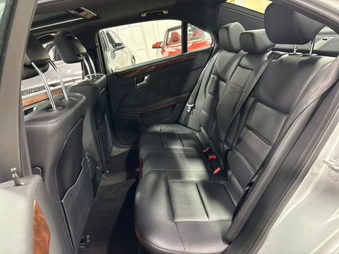 Used 2013 Mercedes-Benz E 350 4MATIC Sedan image 15