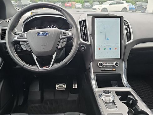 Used 2021 Ford Edge ST w/ Equipment Group 401A AWD/4WD image 13