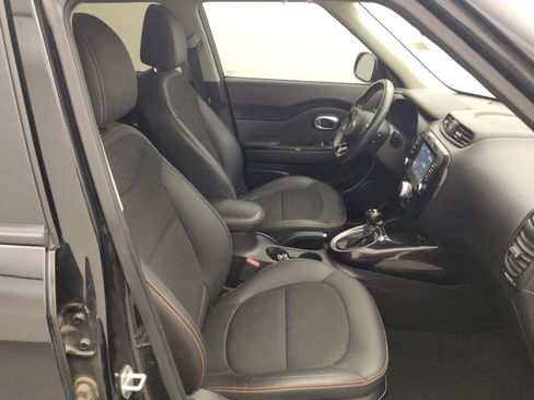 Used 2019 Kia Soul ! image 21
