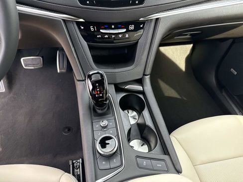 New 2025 Cadillac XT5 Sportv image 29