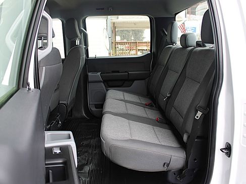 Used 2024 Ford F250 XL w/ XL Chrome Package image 15