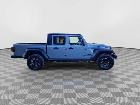 Used 2020 Jeep Gladiator Sport w/ Quick Order Package 24S image 9