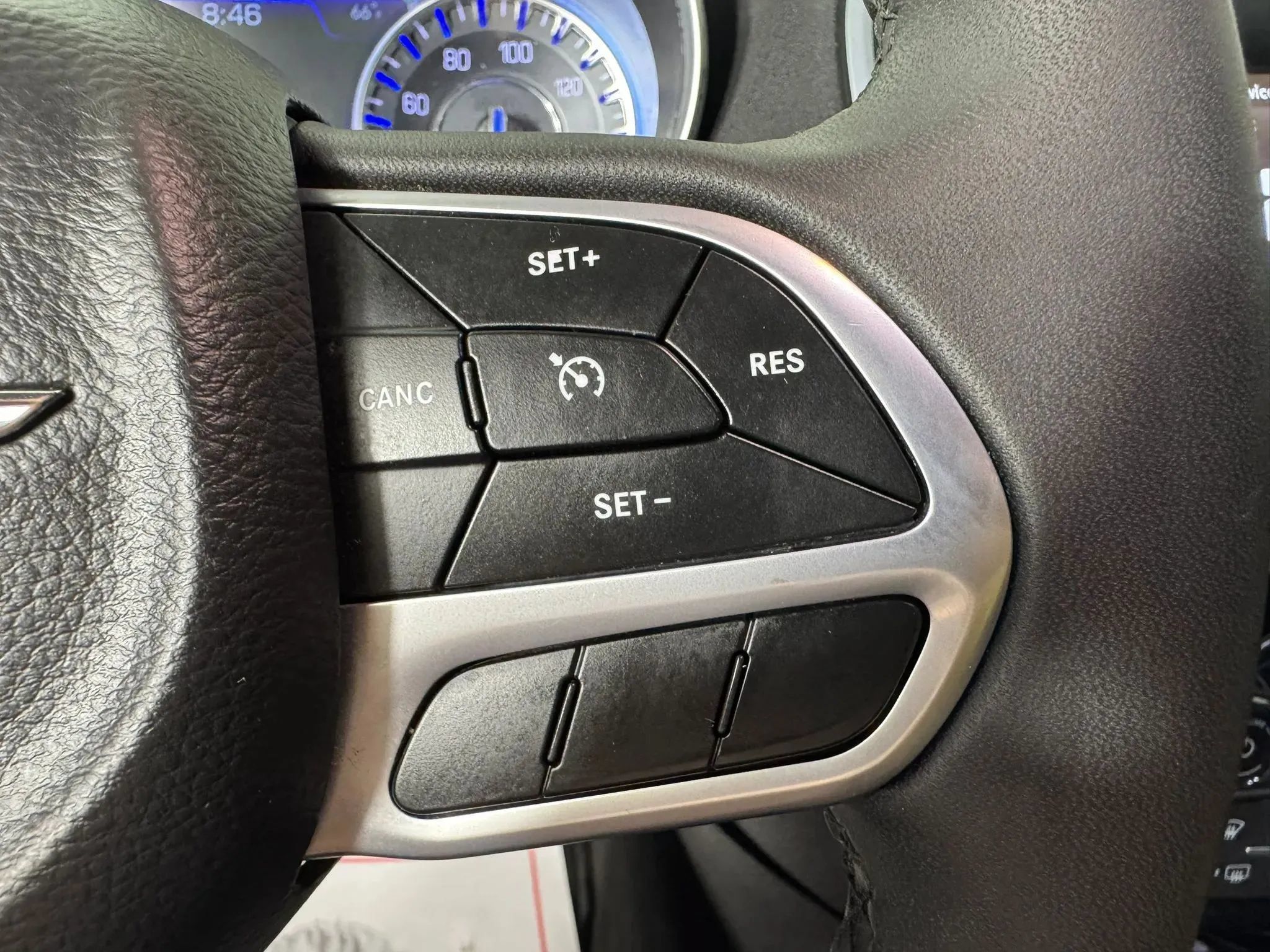 Used 2023 Chrysler 300 Touring w/ Sport Appearance Package RWD image 16