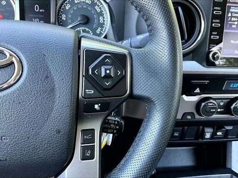 Used 2021 Toyota Tacoma SR5 RWD image 27