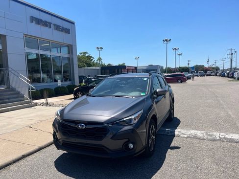 Used 2025 Subaru Crosstrek 2.5i Premium AWD/4WD image 7